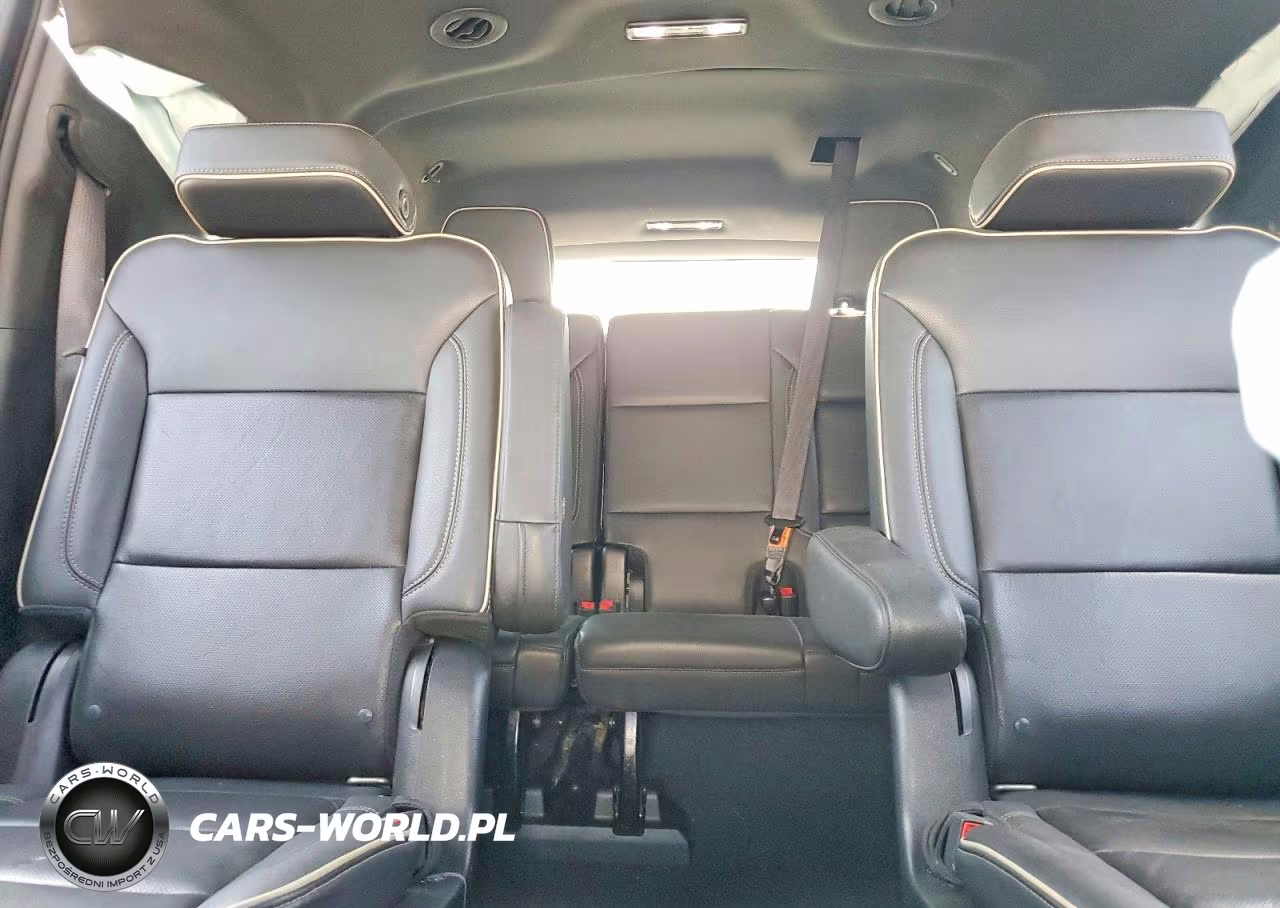 2021 Chevrolet Suburban K1500 Premier VIN:1GNSKFKD5MR218787 - 10