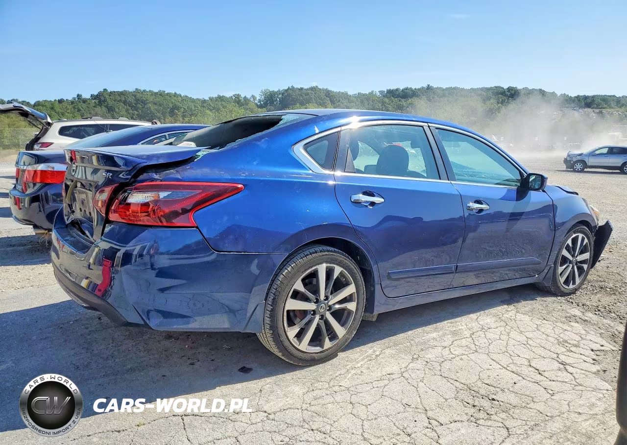 2017 Nissan Altima 2.5 Sr VIN:1N4AL3AP2HC488800 - 3