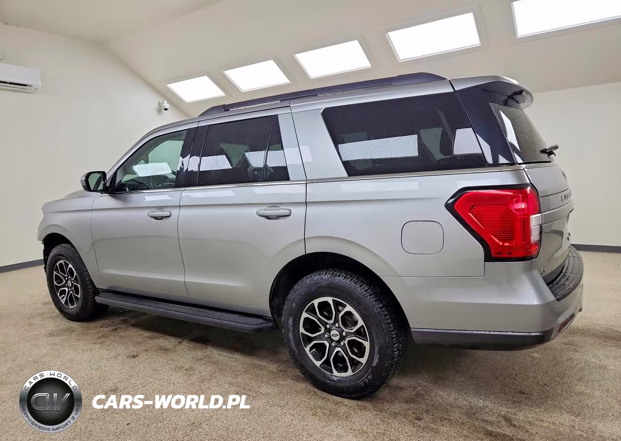 2024 Ford Expedition Xlt VIN:1FMJU1J88REA69095 - 2