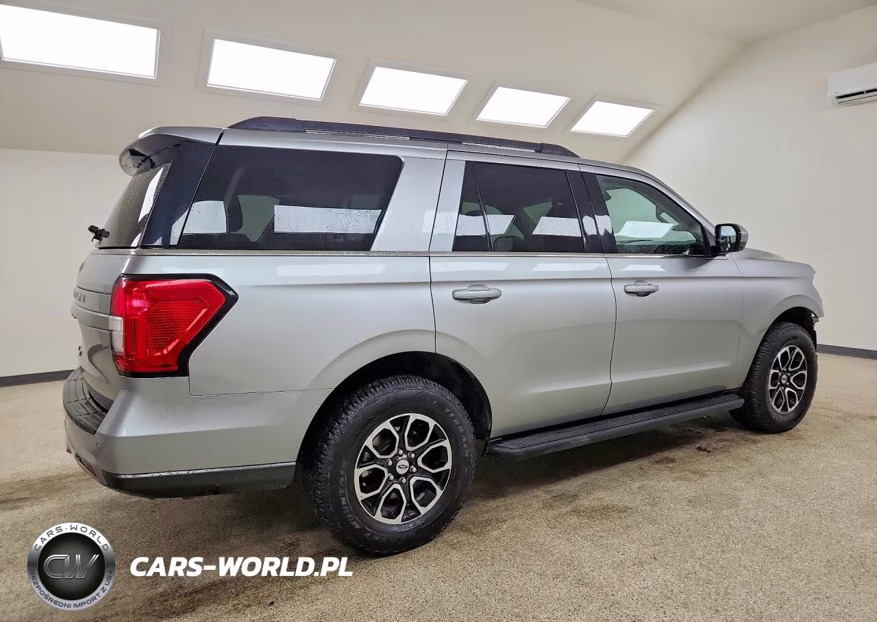 2024 Ford Expedition Xlt VIN:1FMJU1J88REA69095 - 3