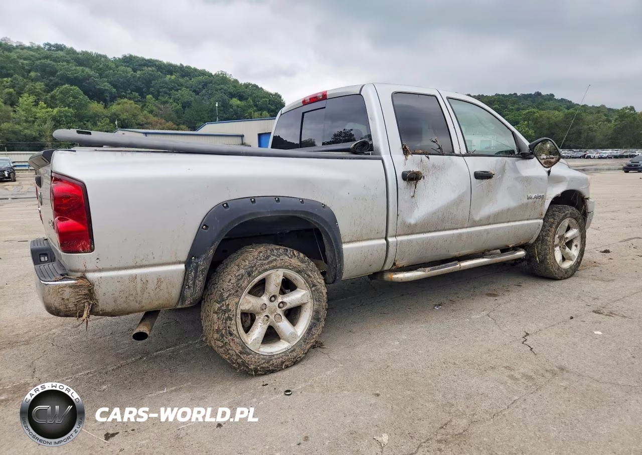 2008 Dodge Ram 1500 VIN:1D7HU18N28S580967 - 3