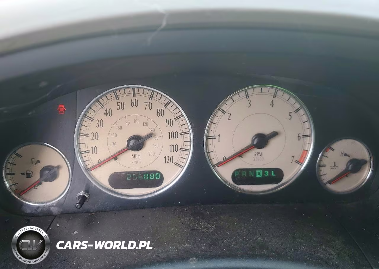 2003 Chrysler Town & Country Limited VIN:2C8GP64L43R212281 - 9