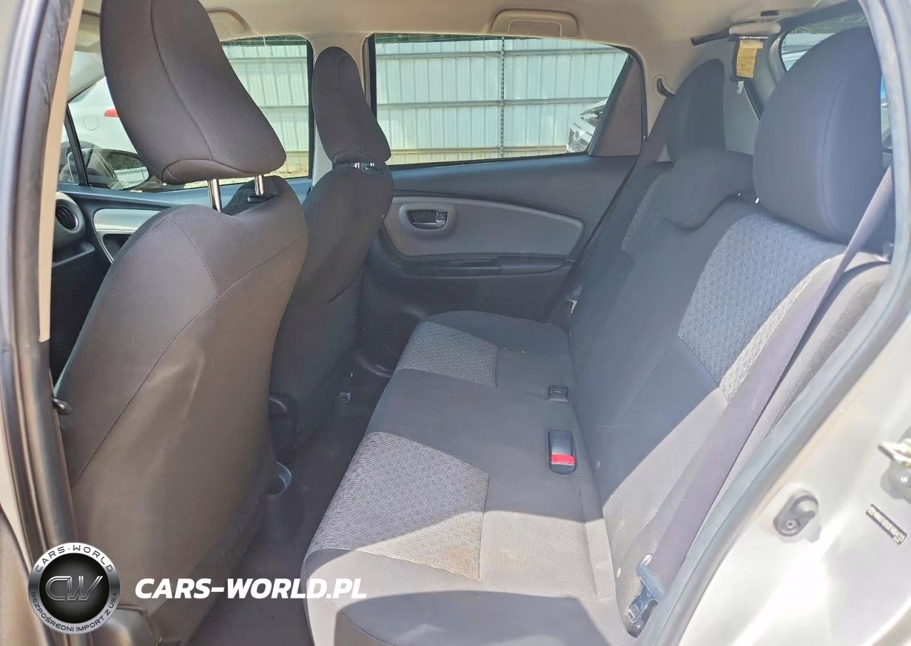 2015 Toyota Yaris 5-Door Le VIN:VNKKTUD33FA054723 - 10
