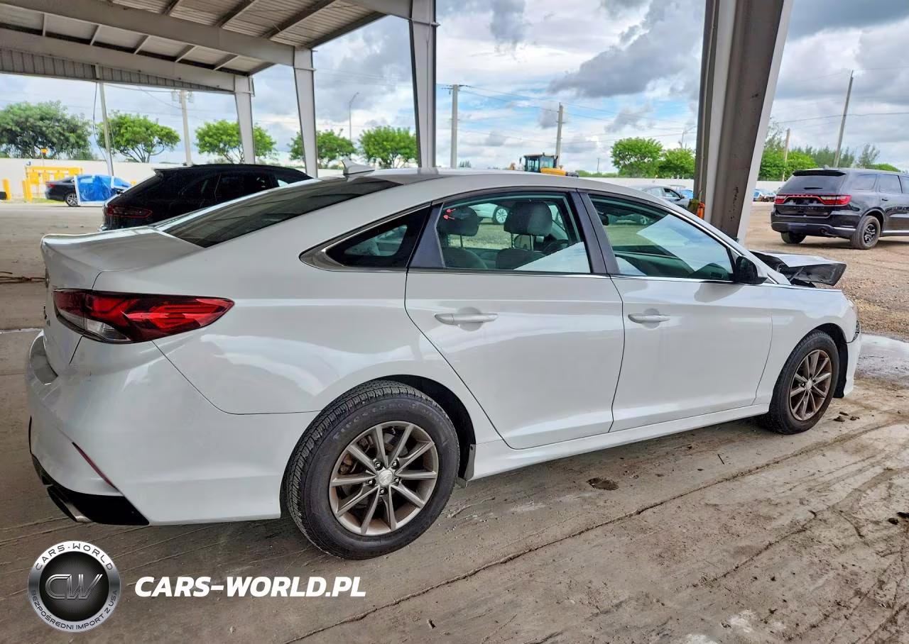 2018 Hyundai Sonata Se VIN:5NPE24AF8JH612235 - 3