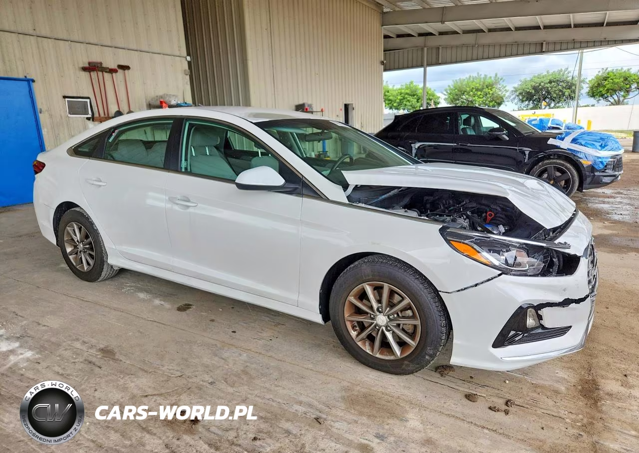 2018 Hyundai Sonata Se VIN:5NPE24AF8JH612235 - 4