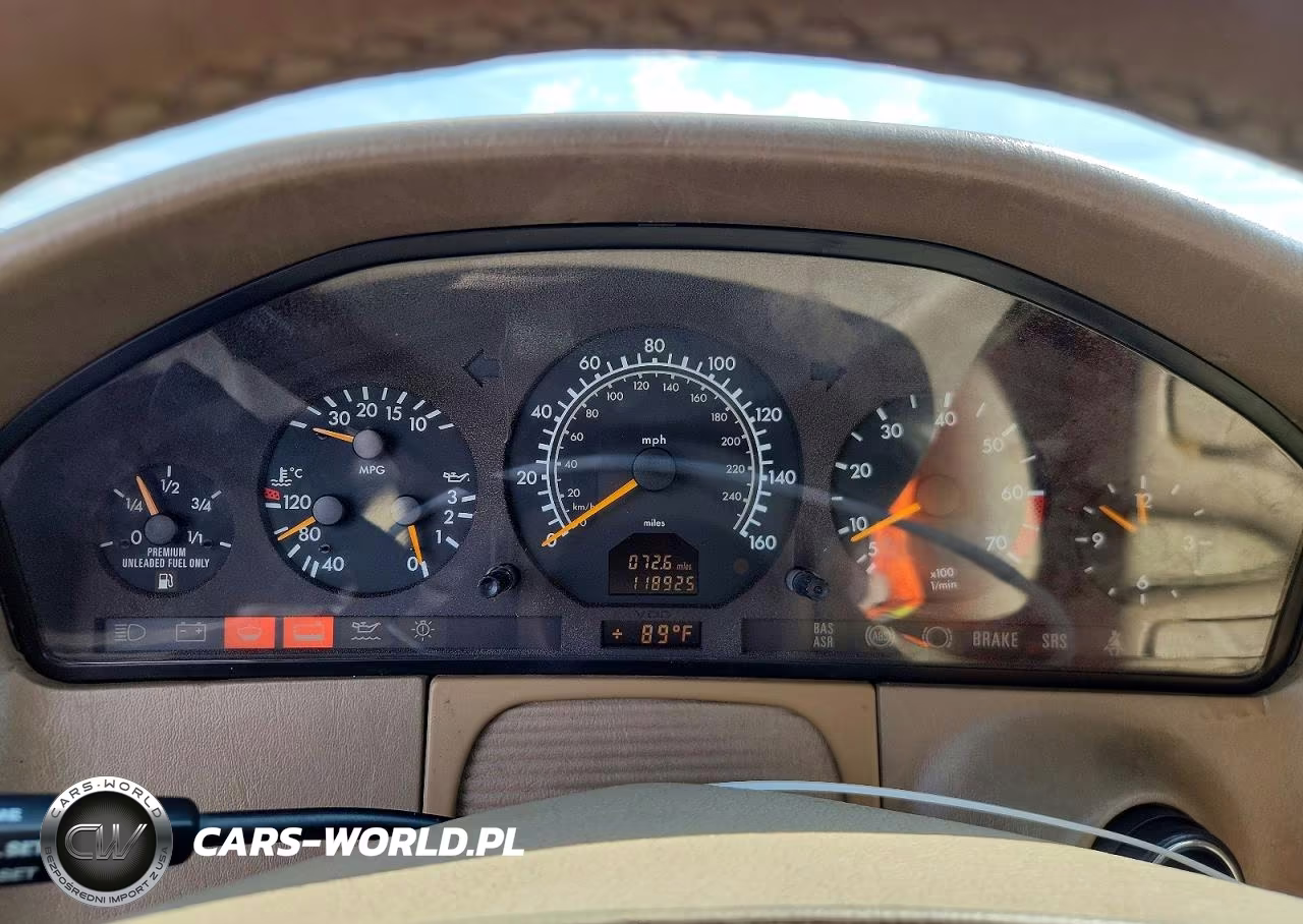 1999 Mercedes-Benz S 500 VIN:WDBGA51G4XA425499 - 9