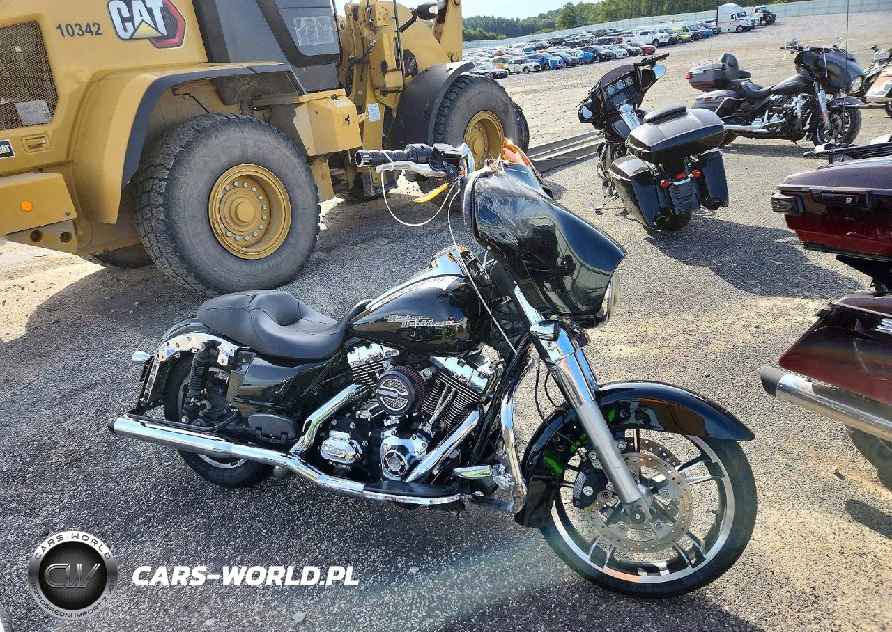 2014 Harley-Davidson Flhx Street Glide VIN:1HD1KBM13EB606948 - 1