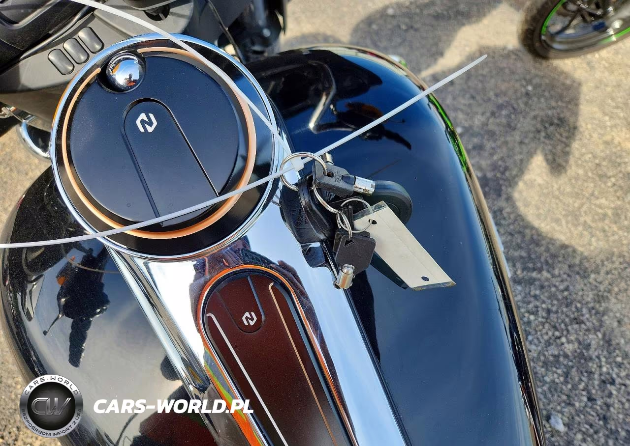2014 Harley-Davidson Flhx Street Glide VIN:1HD1KBM13EB606948 - 8