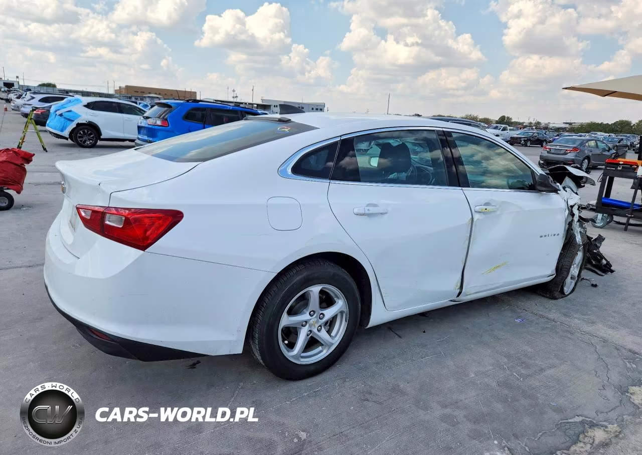 2018 Chevrolet Malibu Ls VIN:1G1ZB5ST8JF225831 - 3