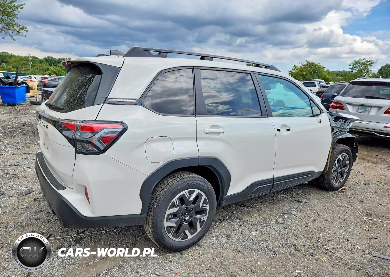 2026 Subaru Forester Premium VIN:4S4SLDB61T3022161 - 3