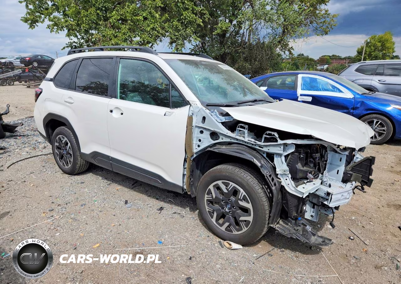 2026 Subaru Forester Premium VIN:4S4SLDB61T3022161 - 4