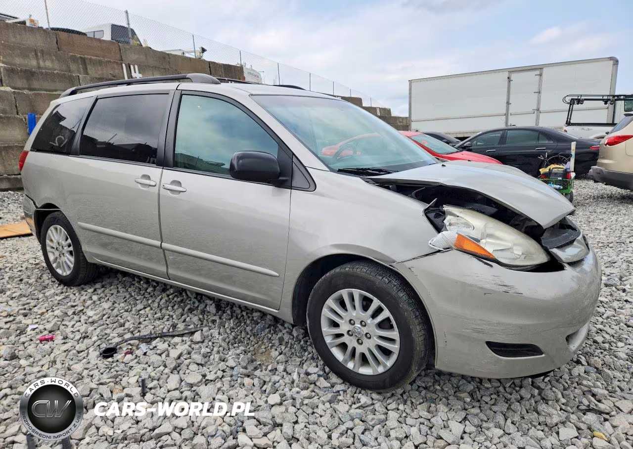 2009 Toyota Sienna Le 7-Passenger VIN:5TDZK23C09S234913 - 4