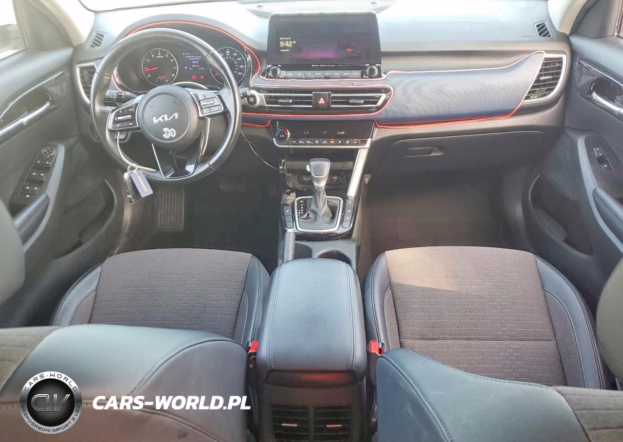 2025 Kia Seltos VIN:KNDEUCAA8P7380239 - 8