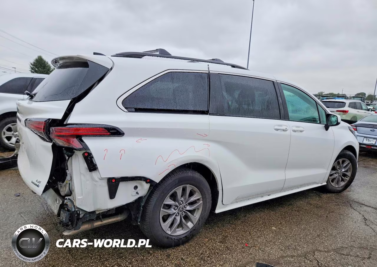 2022 Toyota Sienna Le VIN:5TDKSKFCXNS042938 - 3