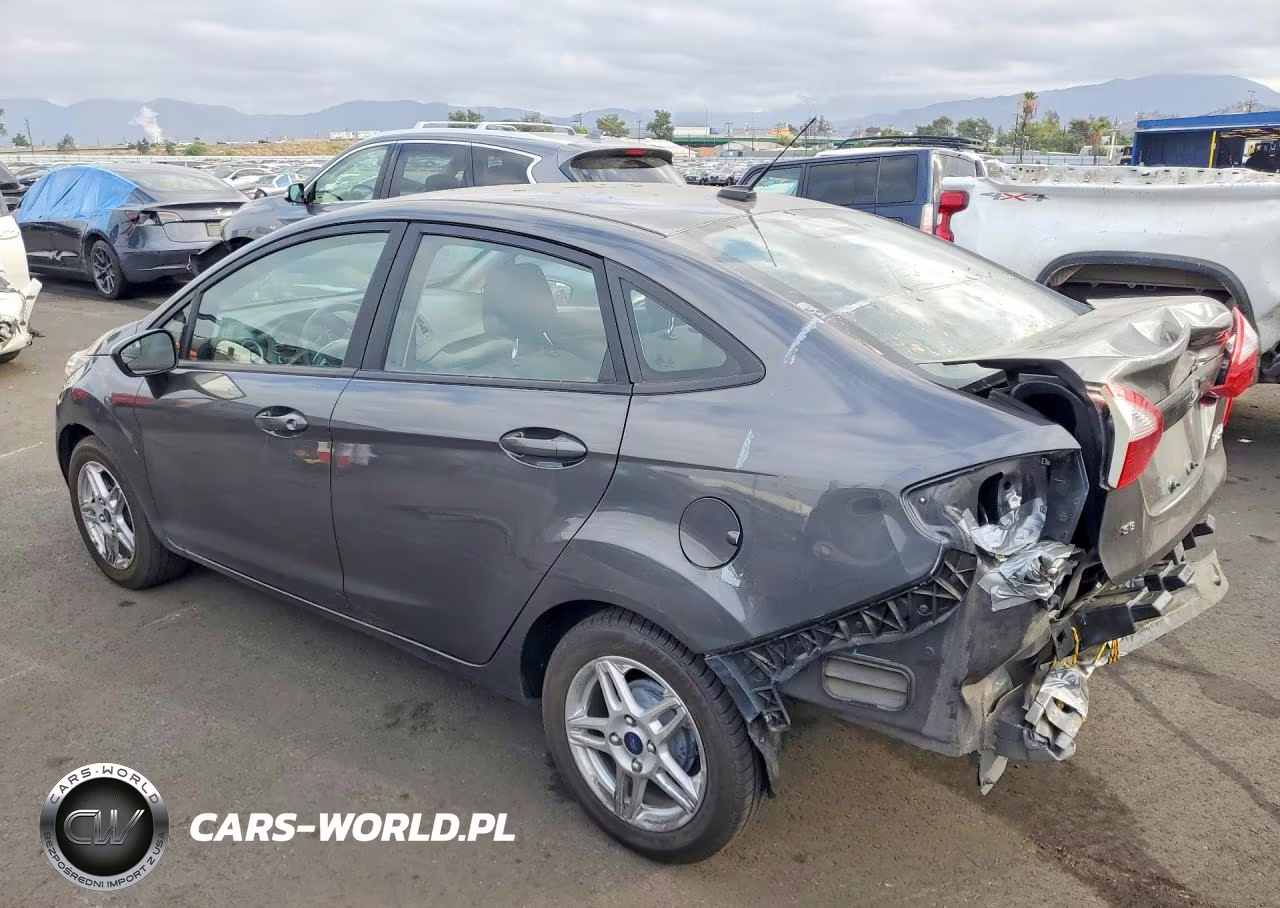 2018 Ford Fiesta Se VIN:3FADP4BJ8JM122345 - 2