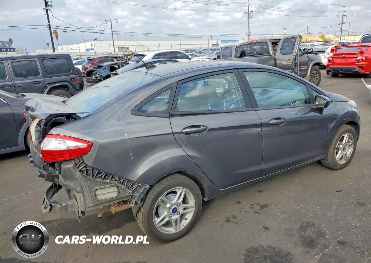 2018 Ford Fiesta Se VIN:3FADP4BJ8JM122345 - 3
