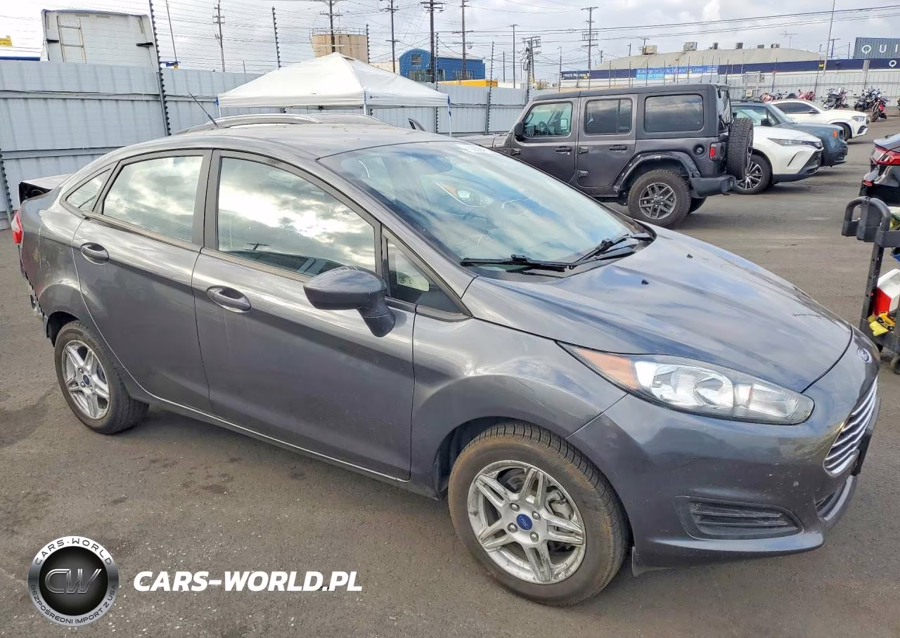 2018 Ford Fiesta Se VIN:3FADP4BJ8JM122345 - 4