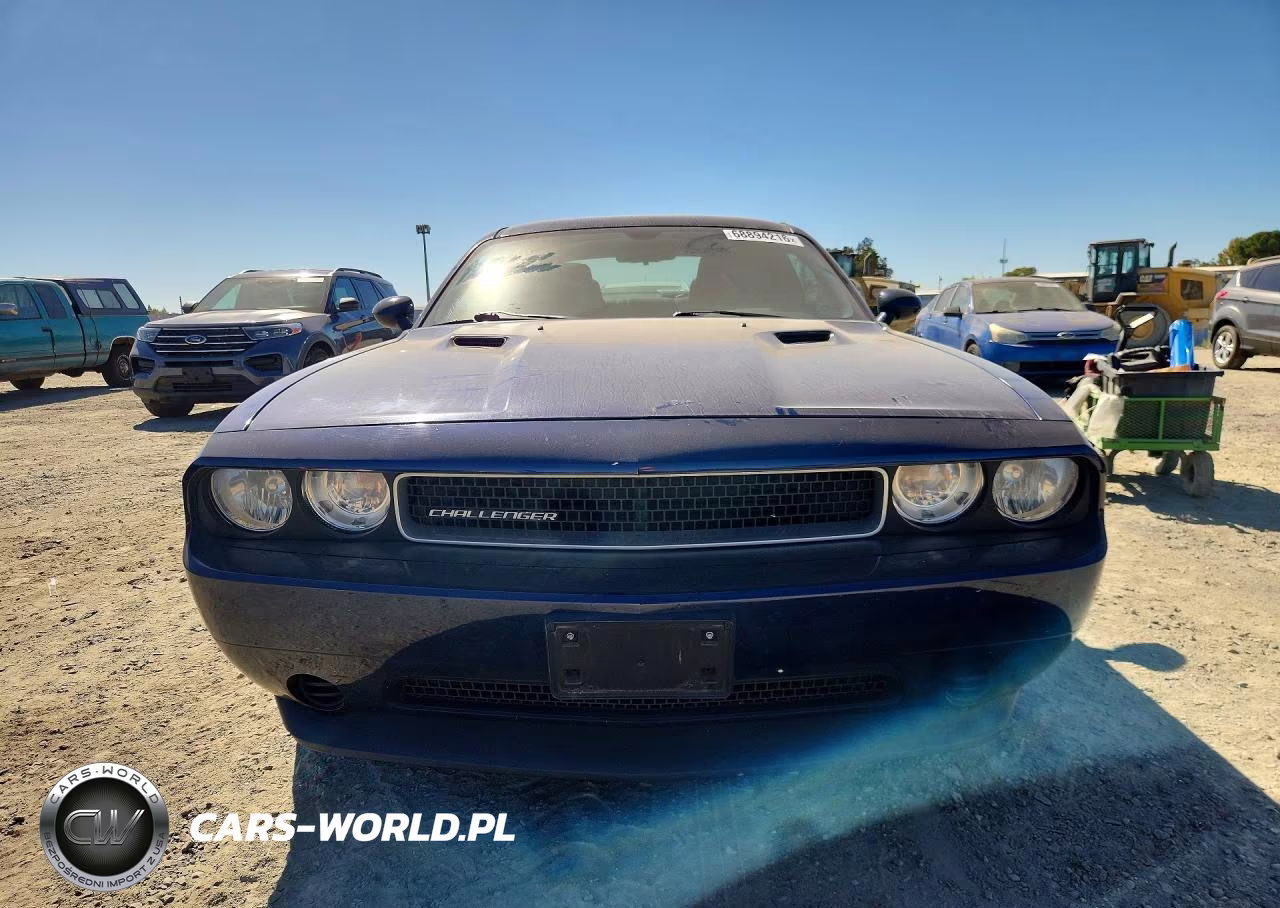 2013 Dodge Challenger Sxt VIN:2C3CDYAG6DH581618 - 5