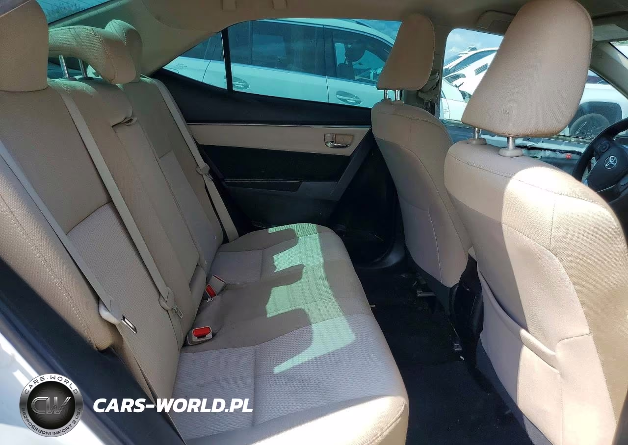 2015 Toyota Corolla L VIN:5YFBURHE5FP182326 - 10