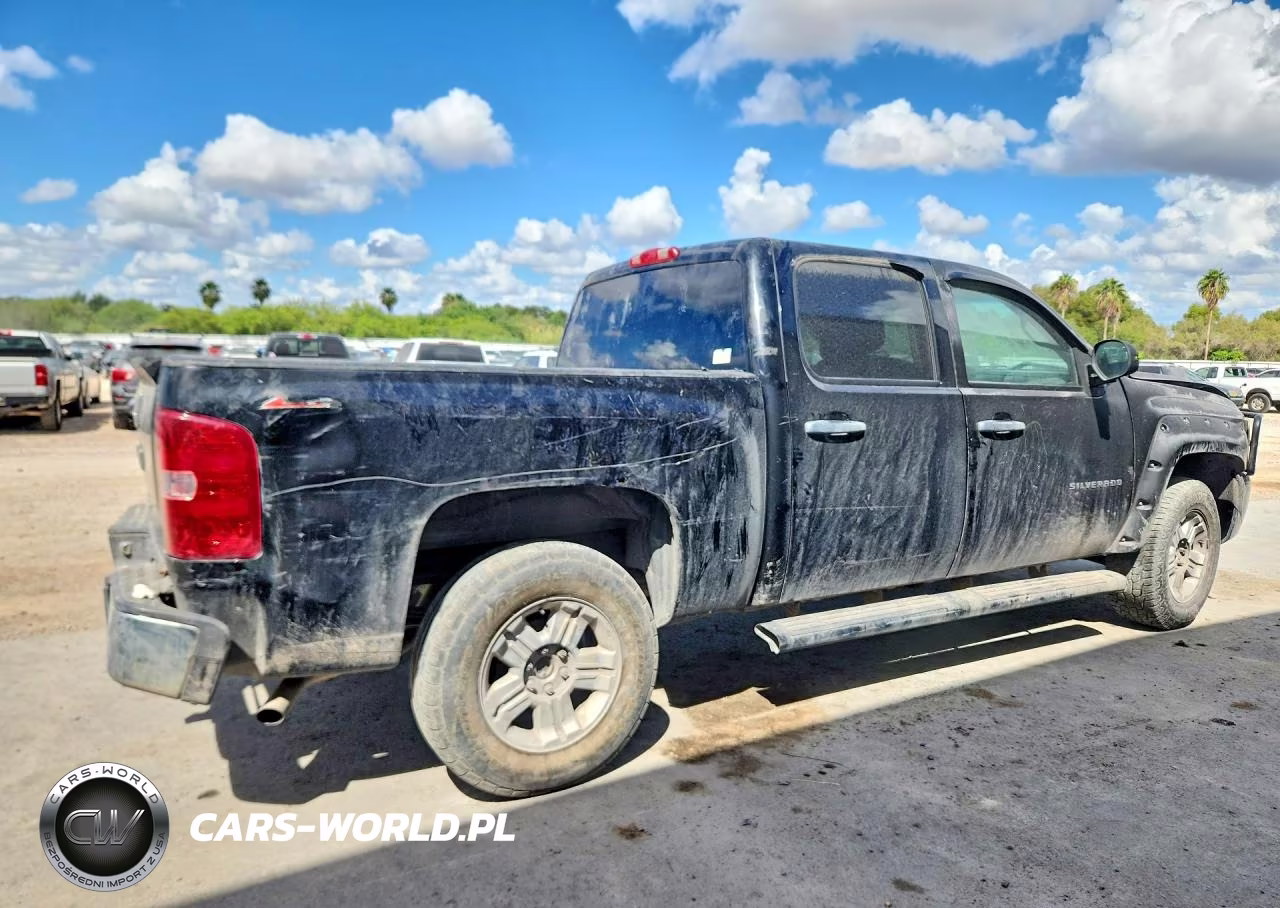 2011 Chevrolet Silverado K1500 Ls VIN:3GCPKREA5BG299143 - 3