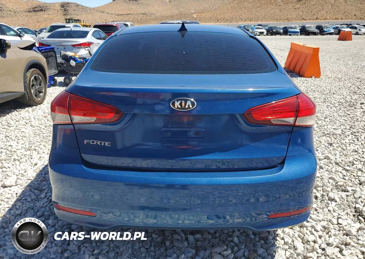2018 Kia Forte Lx VIN:3KPFK4A70JE257479 - 6