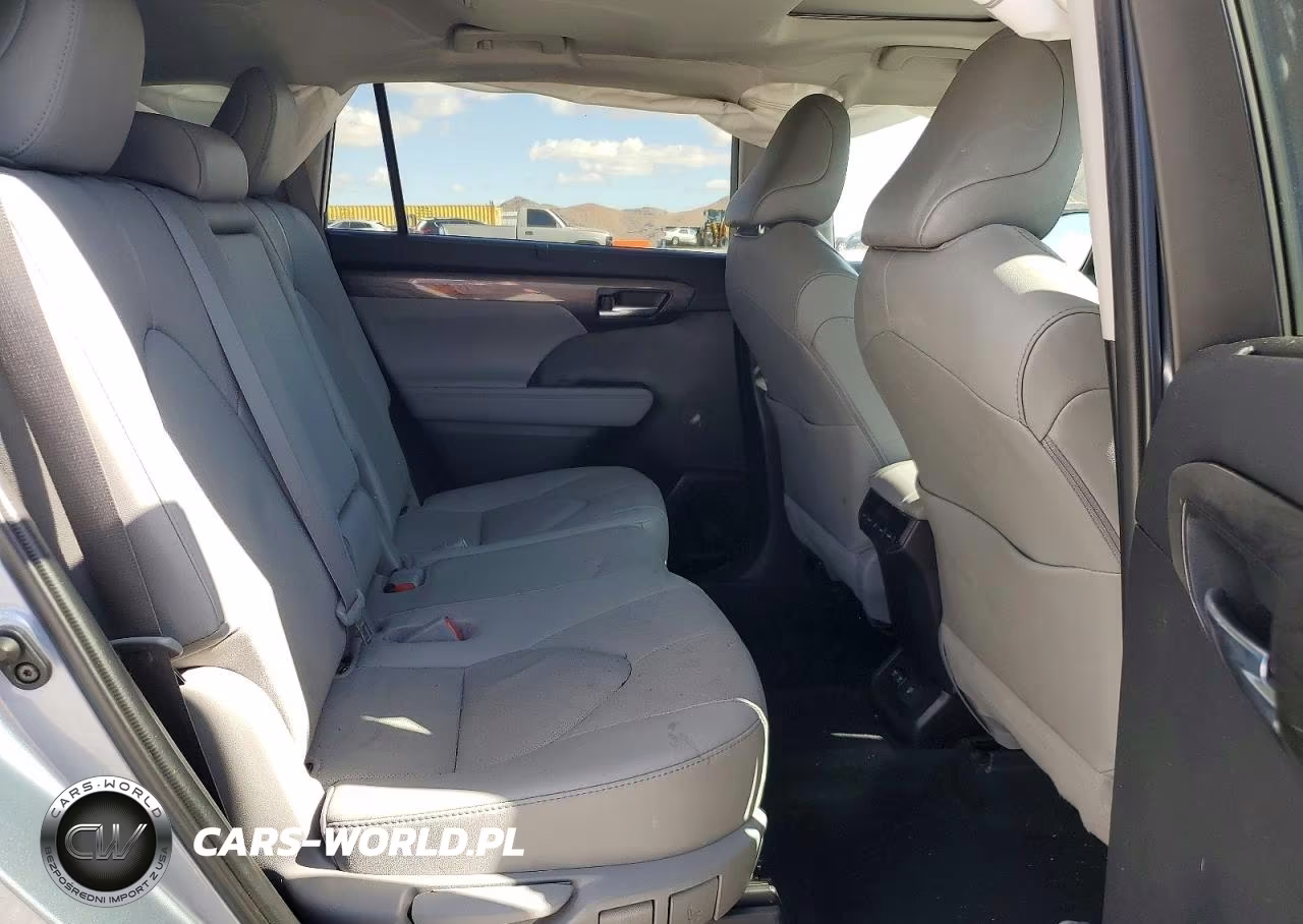 2020 Toyota Highlander Limited VIN:5TDDZRBH2LS029953 - 11