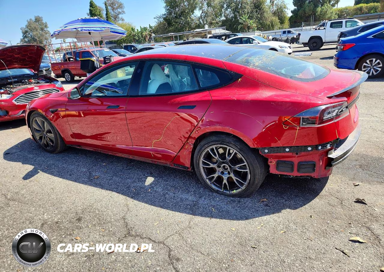 2022 Tesla Model S VIN:5YJSA1E61NF470636 - 2