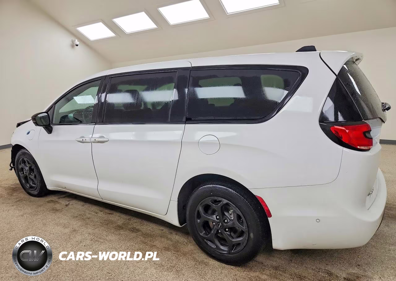 2024 Chrysler Pacifica Hybrid Select VIN:2C4RC1S71RR160938 - 2