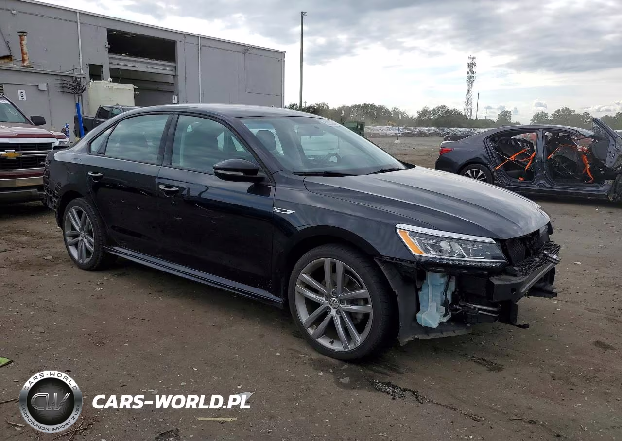 2018 Volkswagen Passat S VIN:1VWAA7A34JC010403 - 4