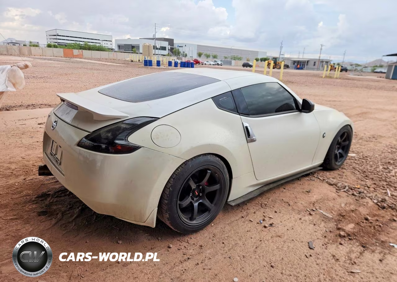 2016 Nissan 370Z Sport VIN:JN1AZ4EH5GM936041 - 3