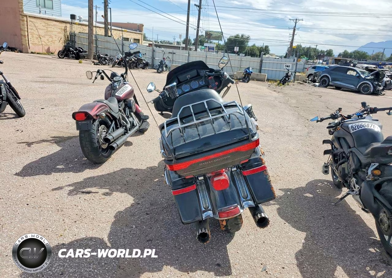 2016 Harley-Davidson Flhtcul Ultra Classic Low VIN:1HD1KDM11GB689682 - 4