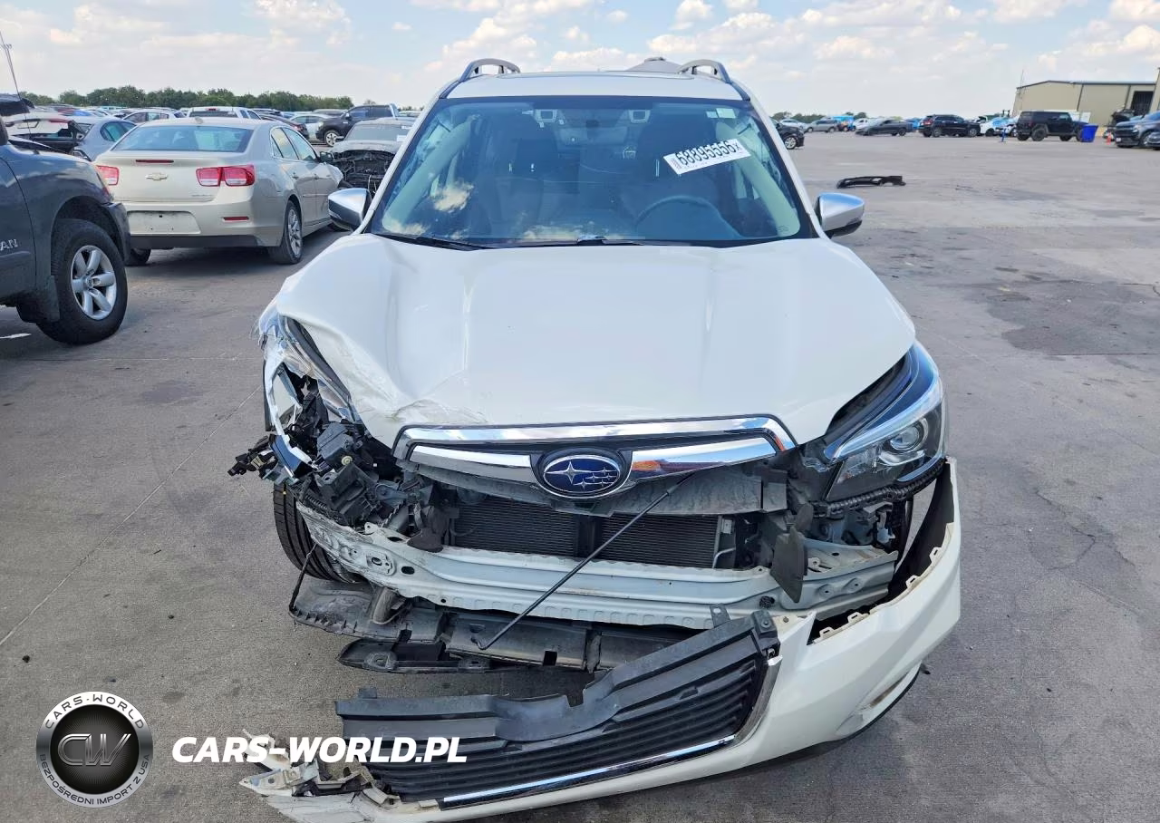 2020 Subaru Forester Touring VIN:JF2SKAXC6LH403268 - 5