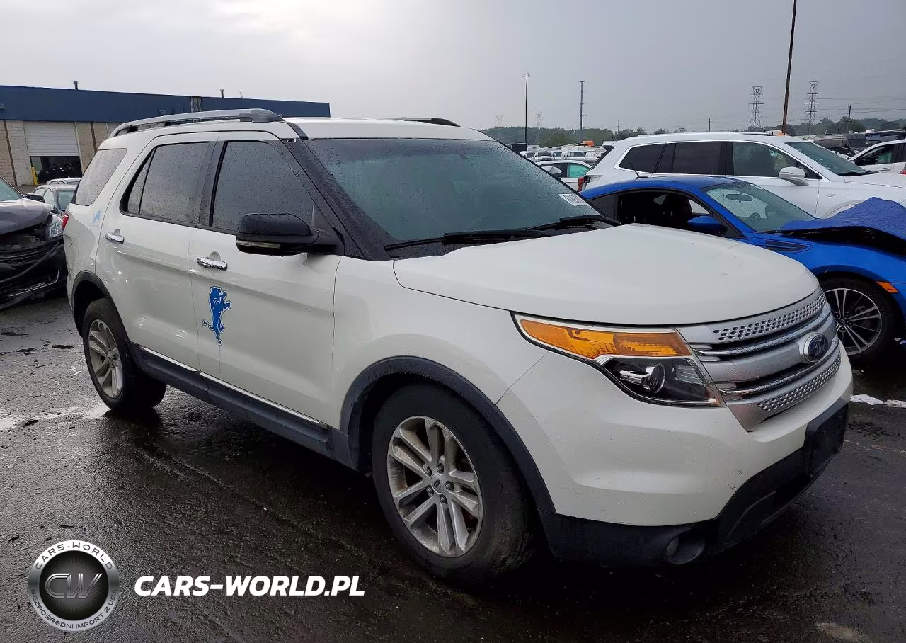 2012 Ford Explorer Xlt VIN:1FMHK8D81CGA35584 - 4