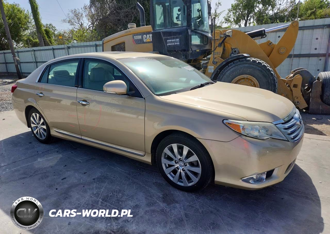 2011 Toyota Avalon Limited VIN:4T1BK3DBXBU413356 - 4
