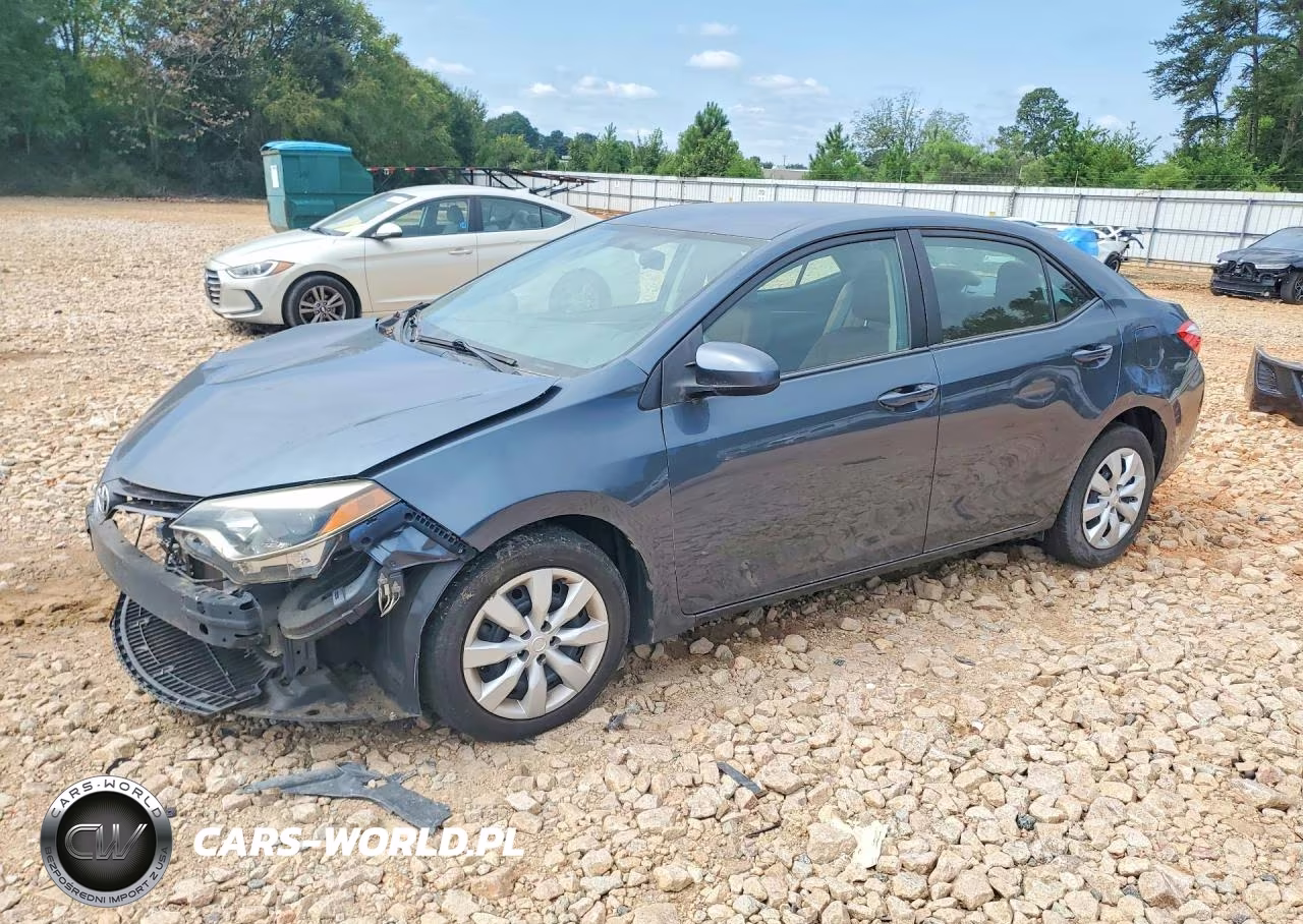 2015 Toyota Corolla Le – zdjęcie 1 z 13