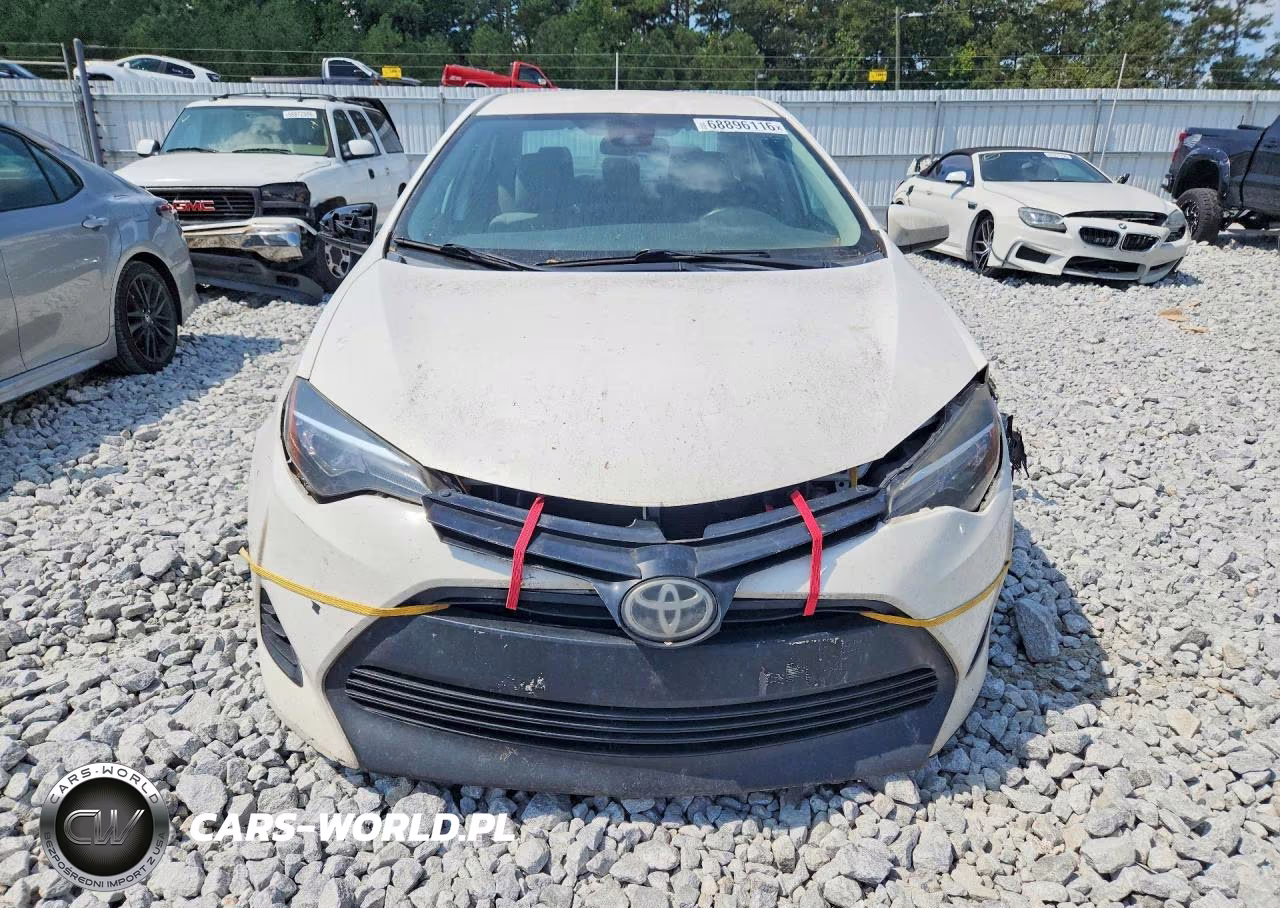 2017 Toyota Corolla Le VIN:2T1BURHE4HC855433 - 5