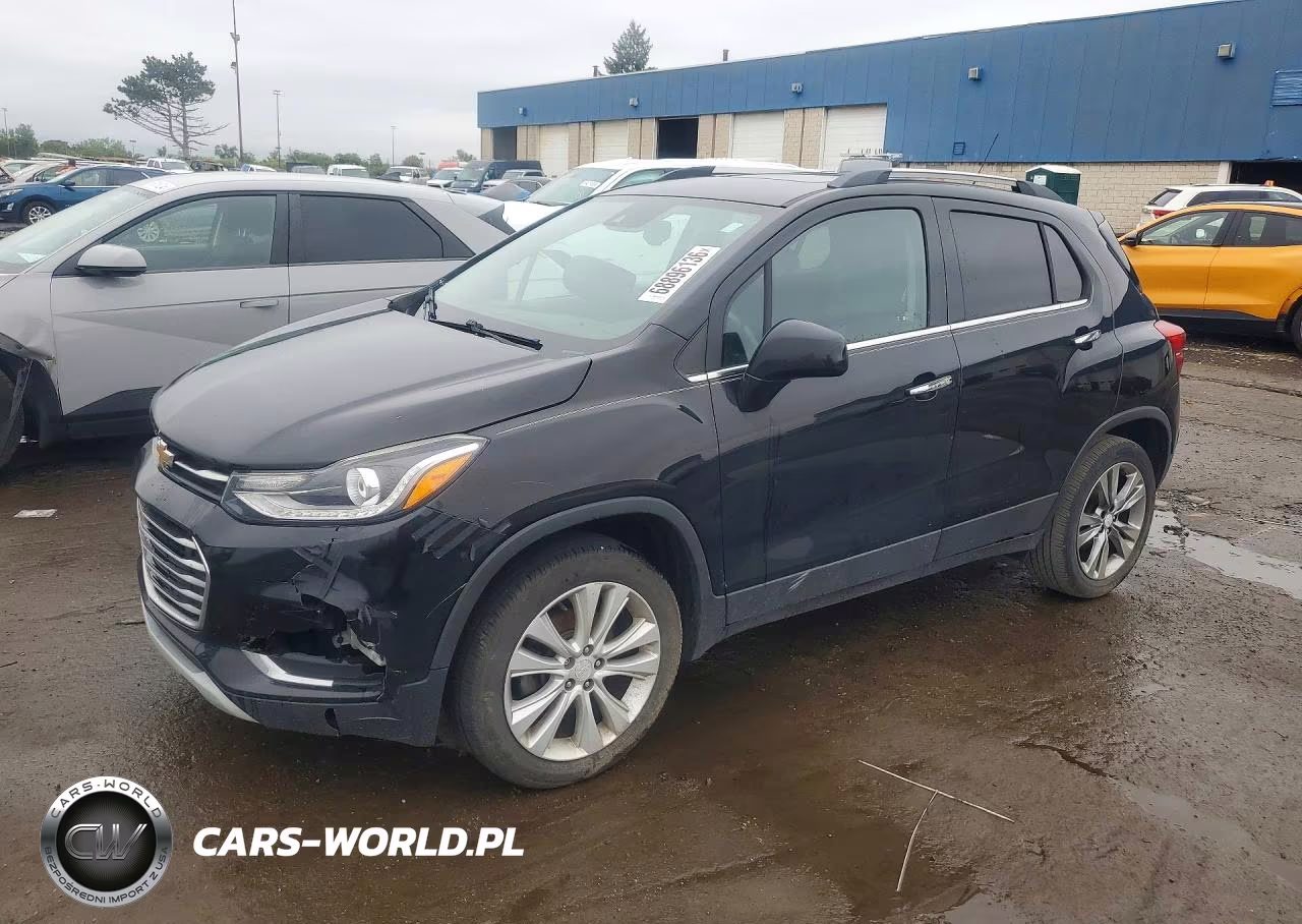 2018 Chevrolet Trax Premier VIN:3GNCJRSB5JL209002 - 1