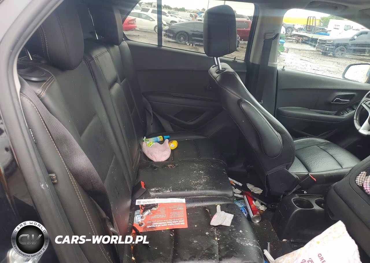 2018 Chevrolet Trax Premier VIN:3GNCJRSB5JL209002 - 11