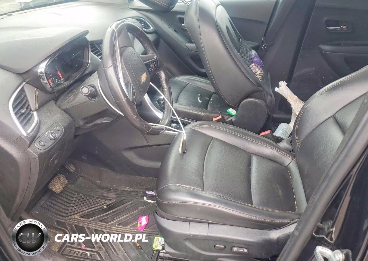 2018 Chevrolet Trax Premier VIN:3GNCJRSB5JL209002 - 7