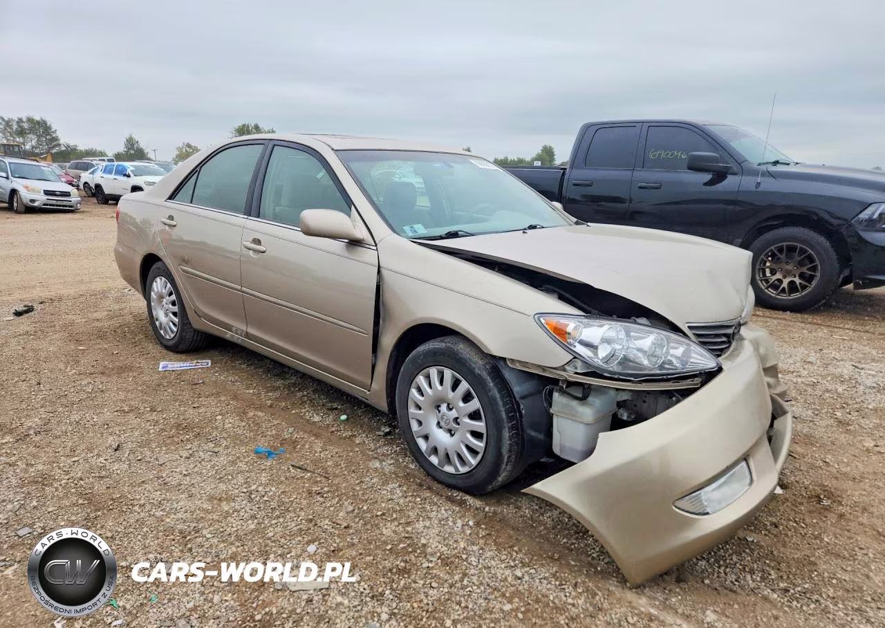 2005 Toyota Camry Xle VIN:4T1BE32K85U406243 - 4