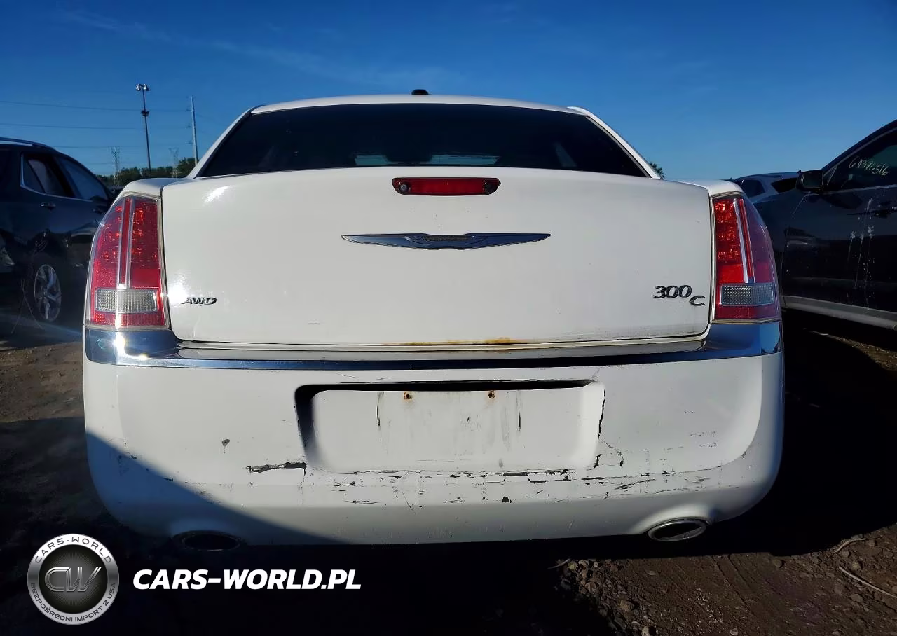 2014 Chrysler 300C VIN:2C3CCAKG3EH125506 - 6