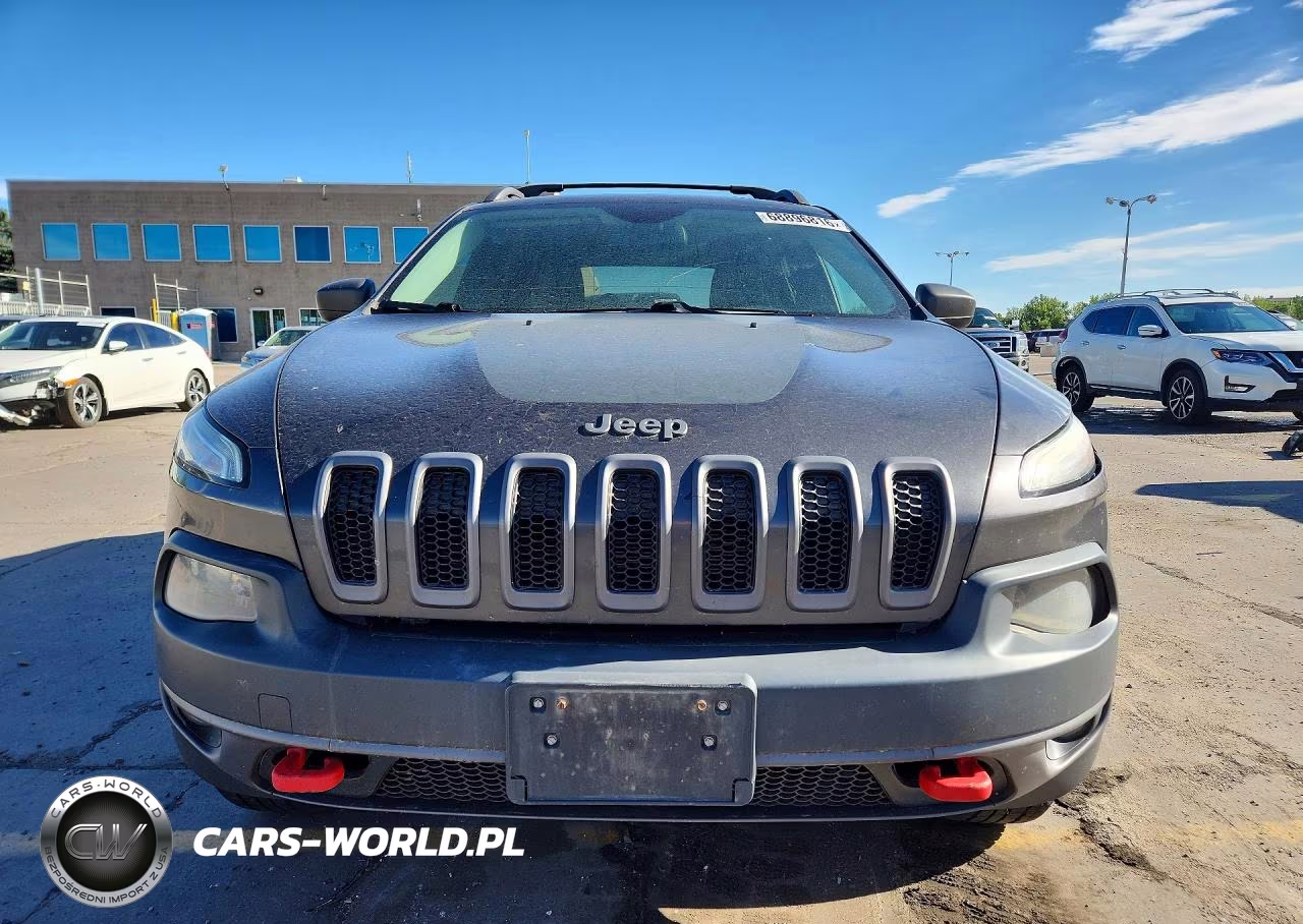 2015 Jeep Cherokee Trailhawk VIN:1C4PJMBSXFW698818 - 5