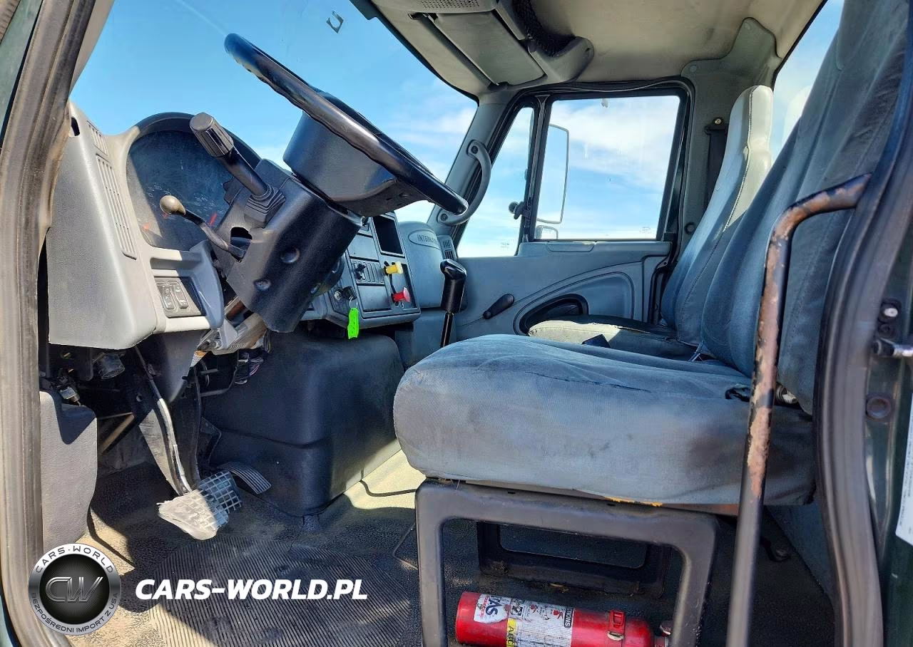 2007 International 4000 4400 - Semi Truck VIN:1HSMTAAN57H468382 - 7