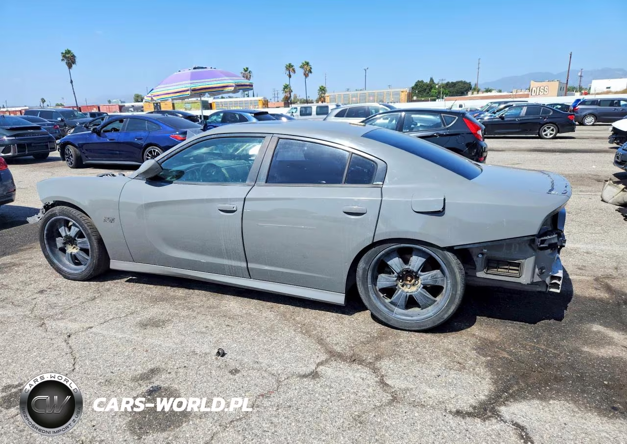 2019 Dodge Charger Scat Pack VIN:2C3CDXGJ6KH692373 - 2