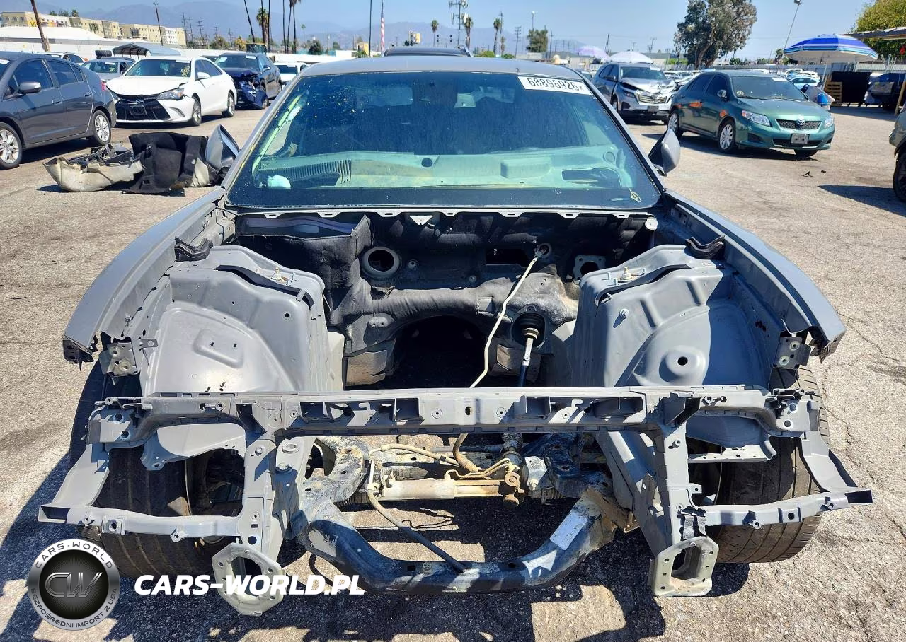 2019 Dodge Charger Scat Pack VIN:2C3CDXGJ6KH692373 - 5