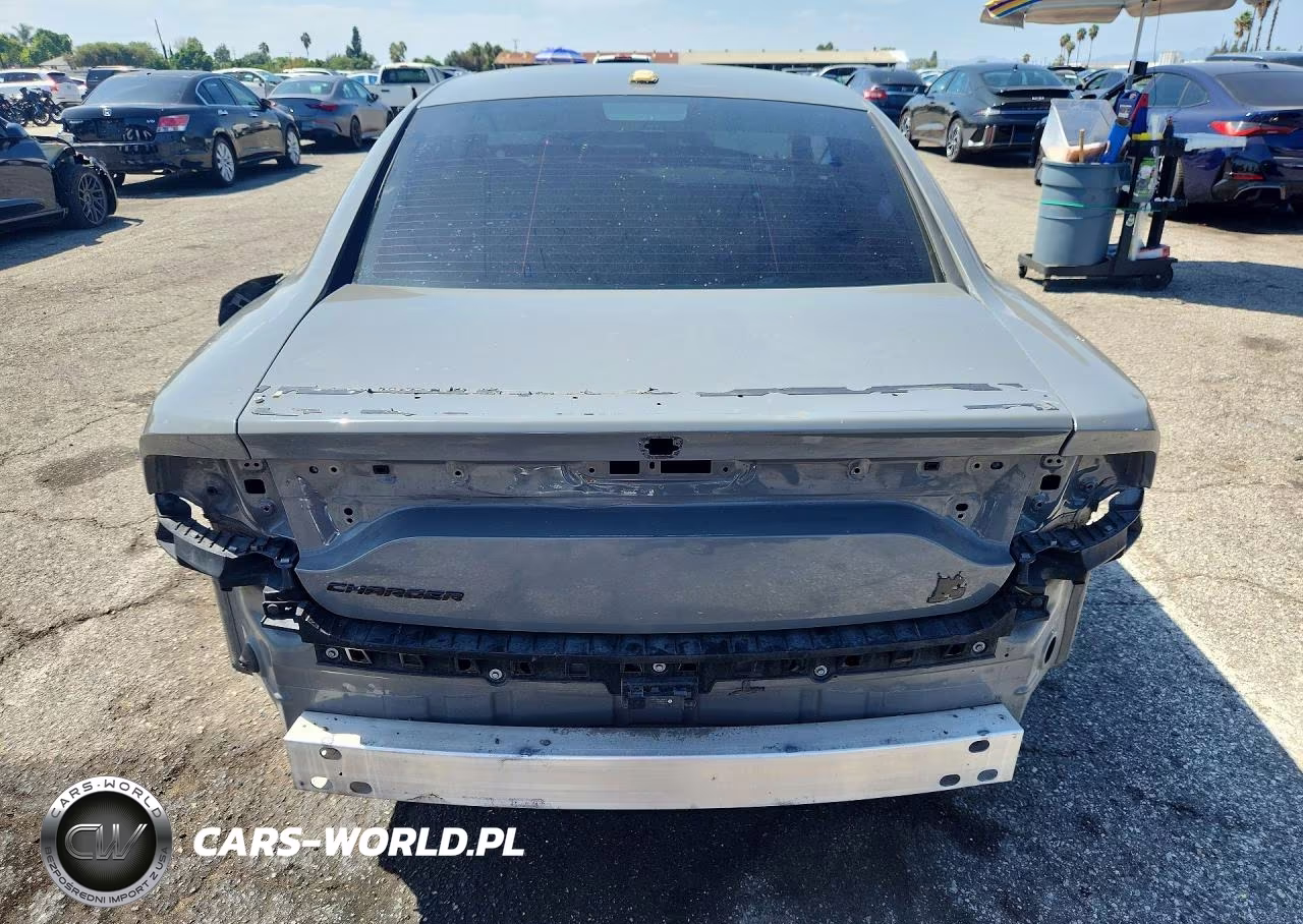 2019 Dodge Charger Scat Pack VIN:2C3CDXGJ6KH692373 - 6