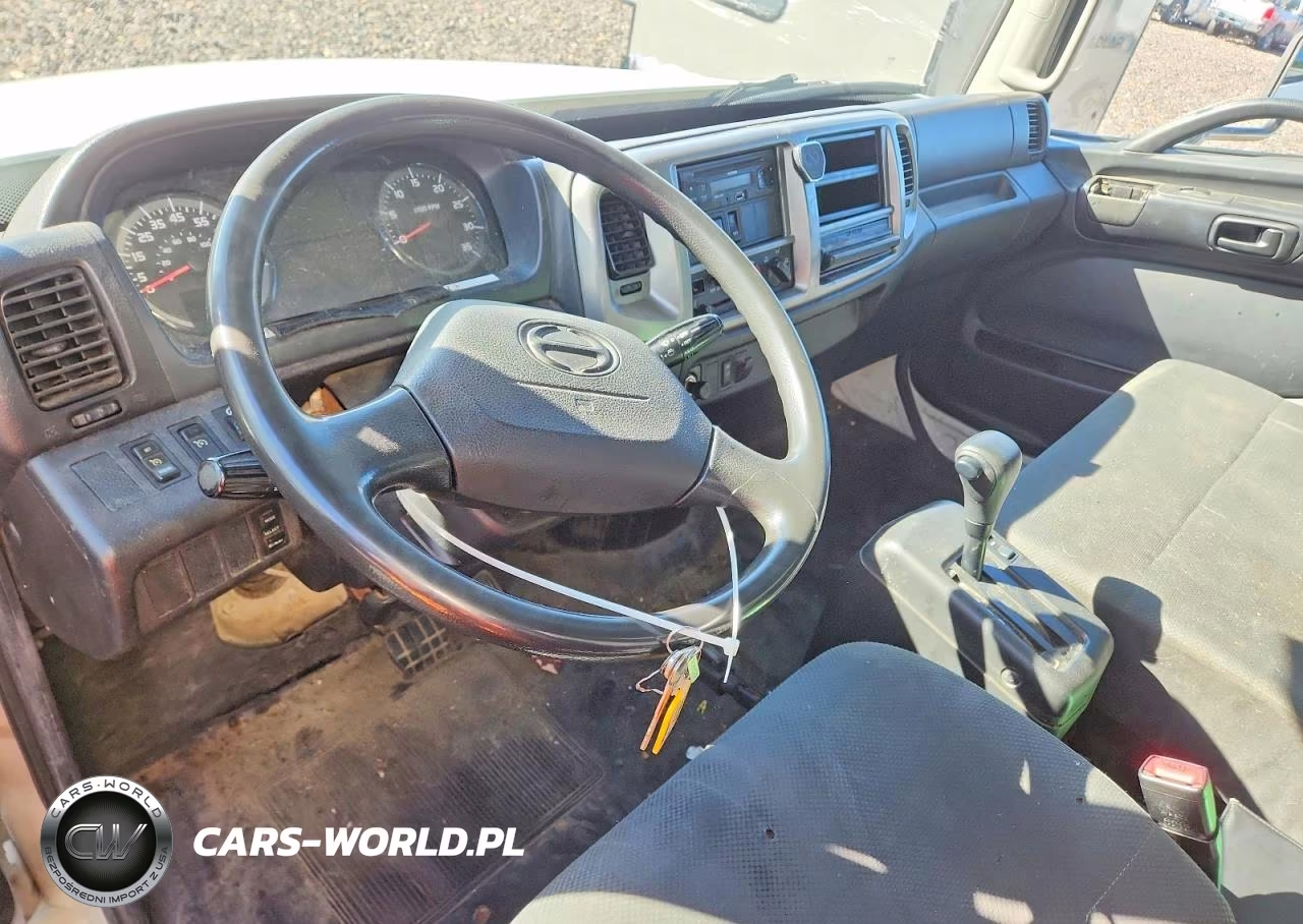 2016 Hino 258-268 Box Truck VIN:5PVNE8JT9G4S56574 - 8