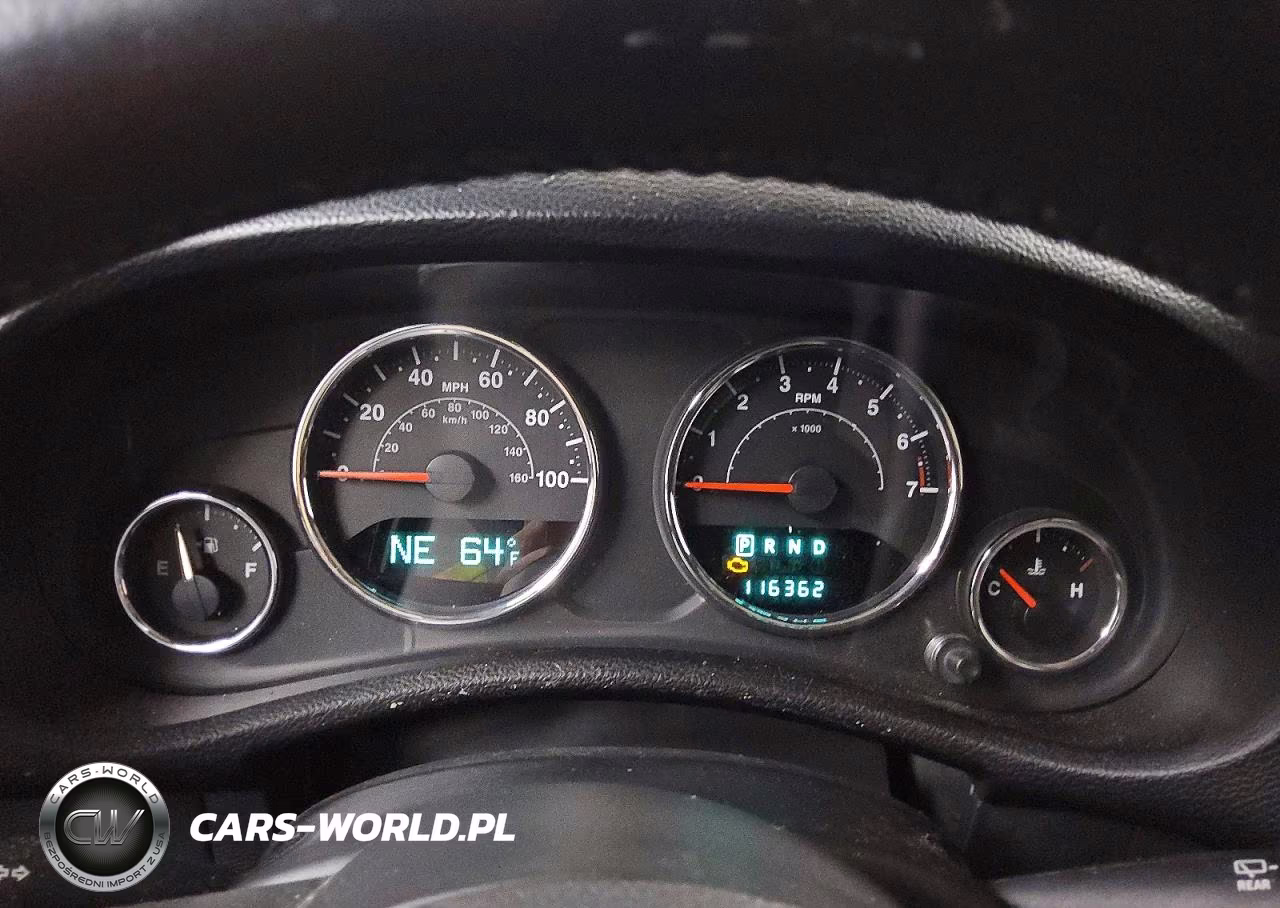 2013 Jeep Wrangler Unlimited Sahara VIN:1C4BJWEG7DL655792 - 9
