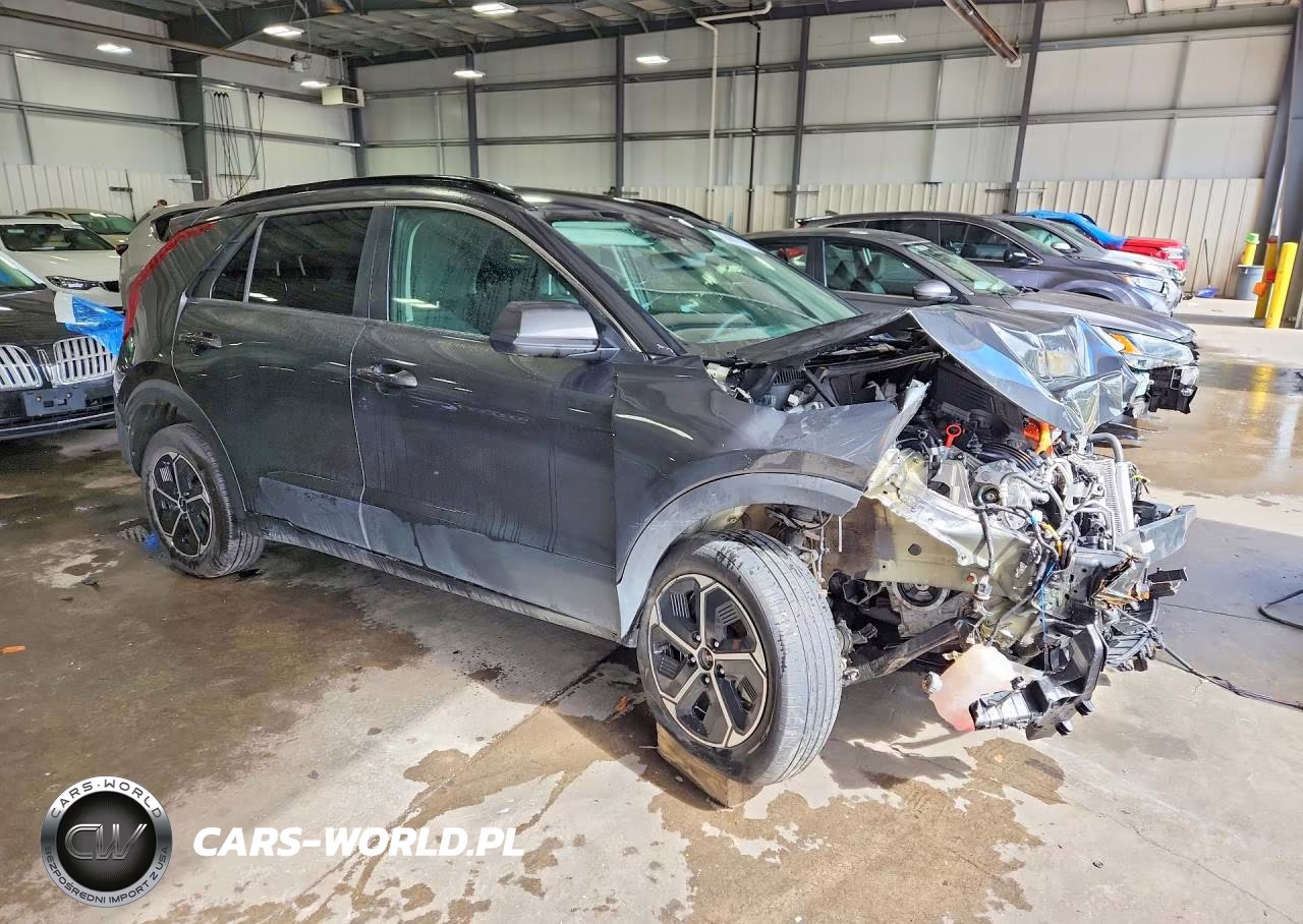 2023 Kia Niro Lx VIN:KNDCP3LE4P5086900 - 4