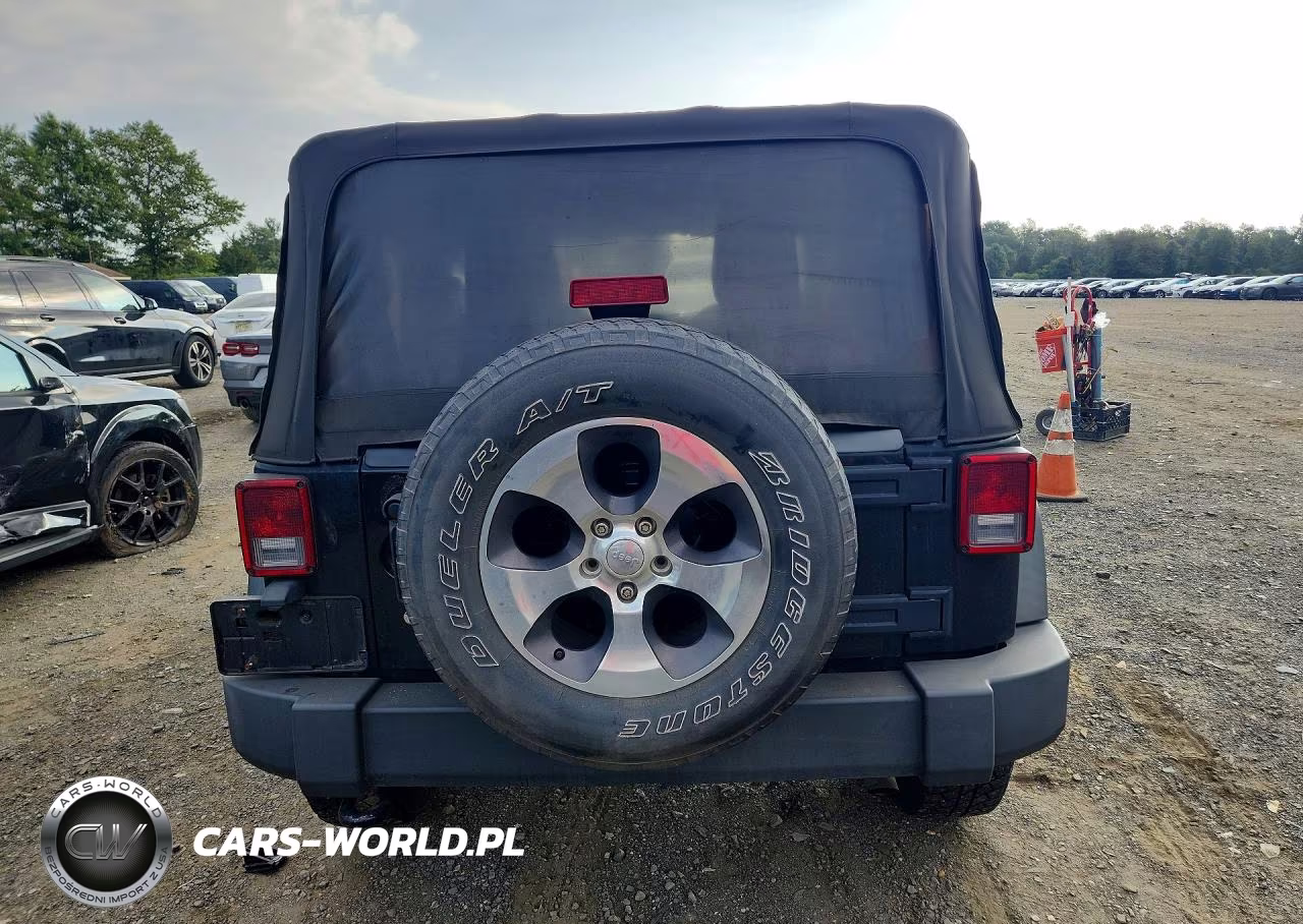 2015 Jeep Wrangler Sport VIN:1C4AJWAG5FL605817 - 6